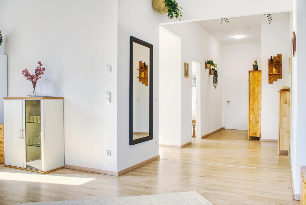 Luxus Apartment! Kueche, Balkon, Netflix, Parkplatz - 8 Personen Ilmmunster Exterior foto