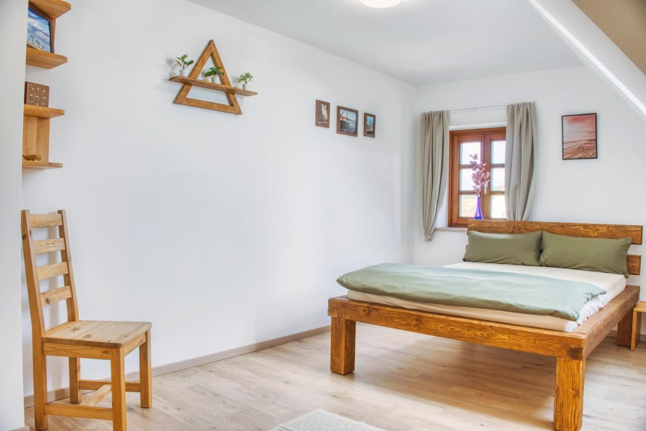 Luxus Apartment! Kueche, Balkon, Netflix, Parkplatz - 8 Personen Ilmmunster Exterior foto