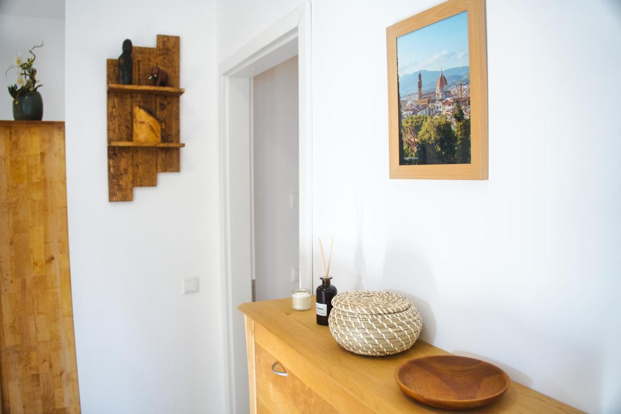 Luxus Apartment! Kueche, Balkon, Netflix, Parkplatz - 8 Personen Ilmmunster Exterior foto